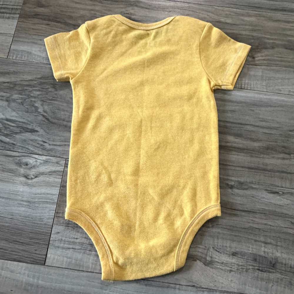 Harry Potter Hufflepuff Baby Onesie 12M Wizard in Training Bodysuit Yellow - Picture 3 of 5
